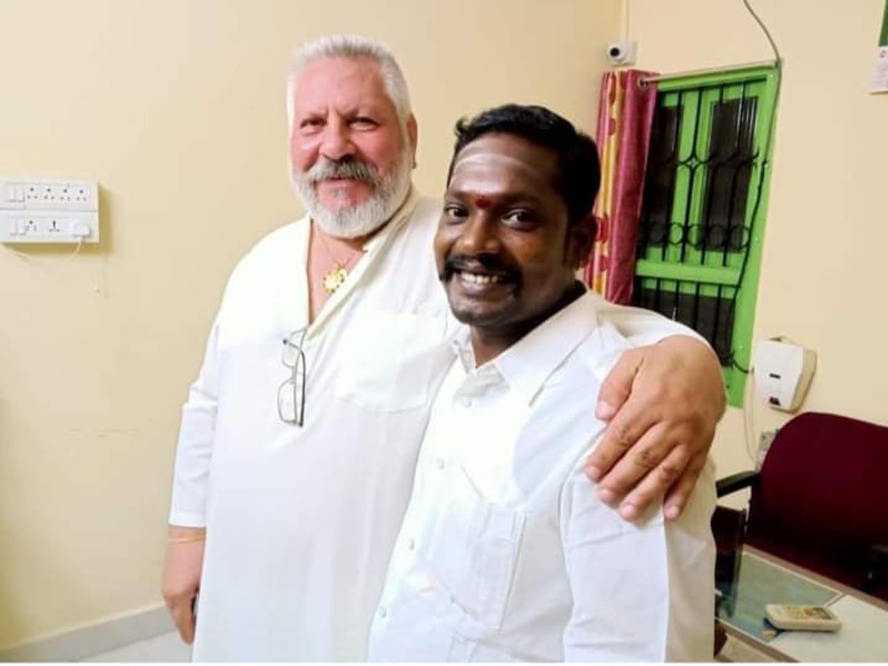 A seeker with Guruji B.S. Vignesh Swamy